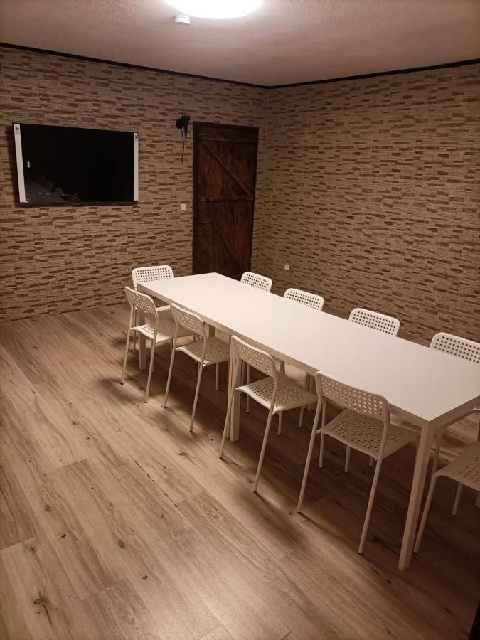 Krefeld House - 20 Min To Dus Airport & Messe Appartement Buitenkant foto
