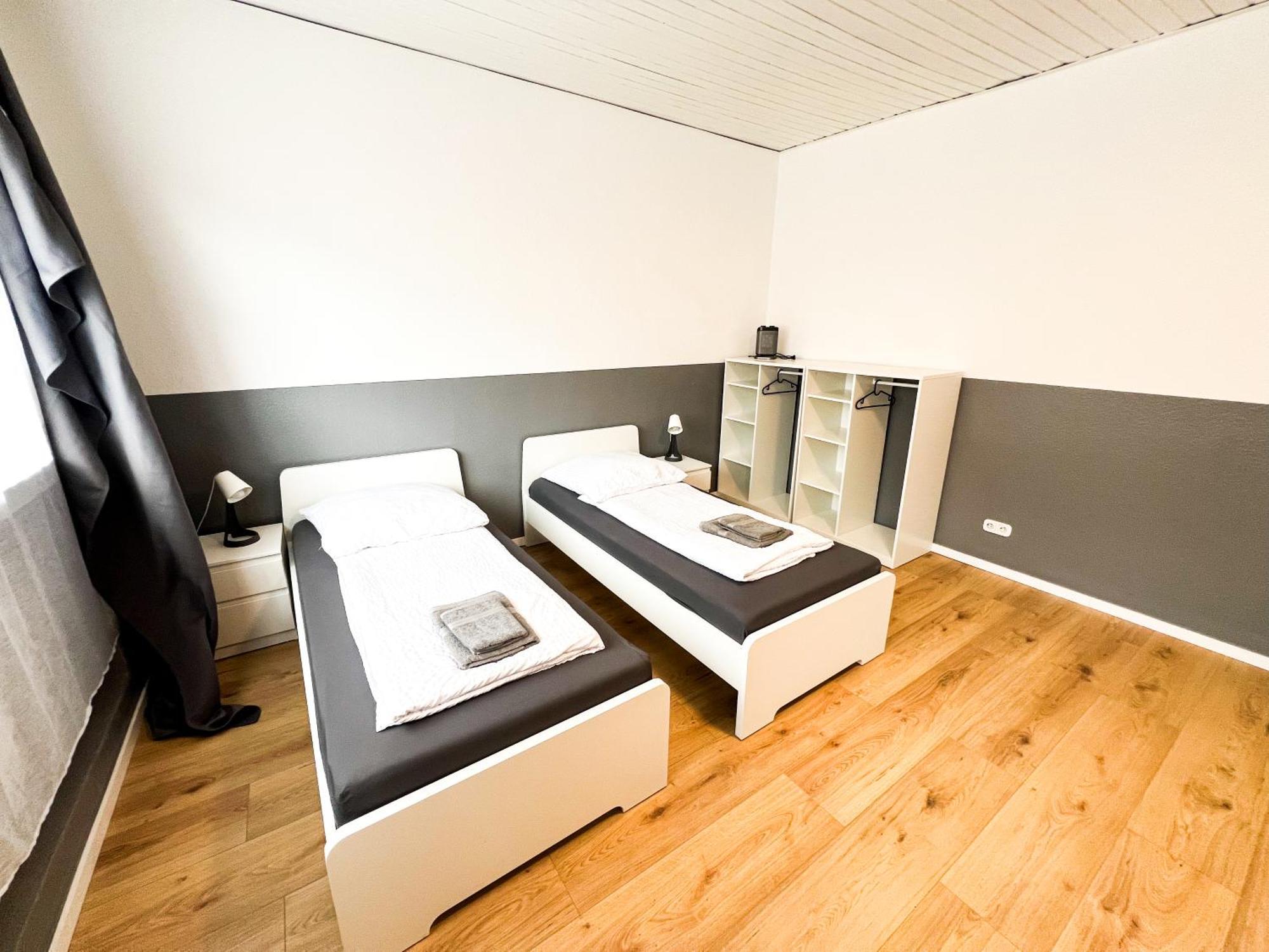 Krefeld House - 20 Min To Dus Airport & Messe Appartement Buitenkant foto