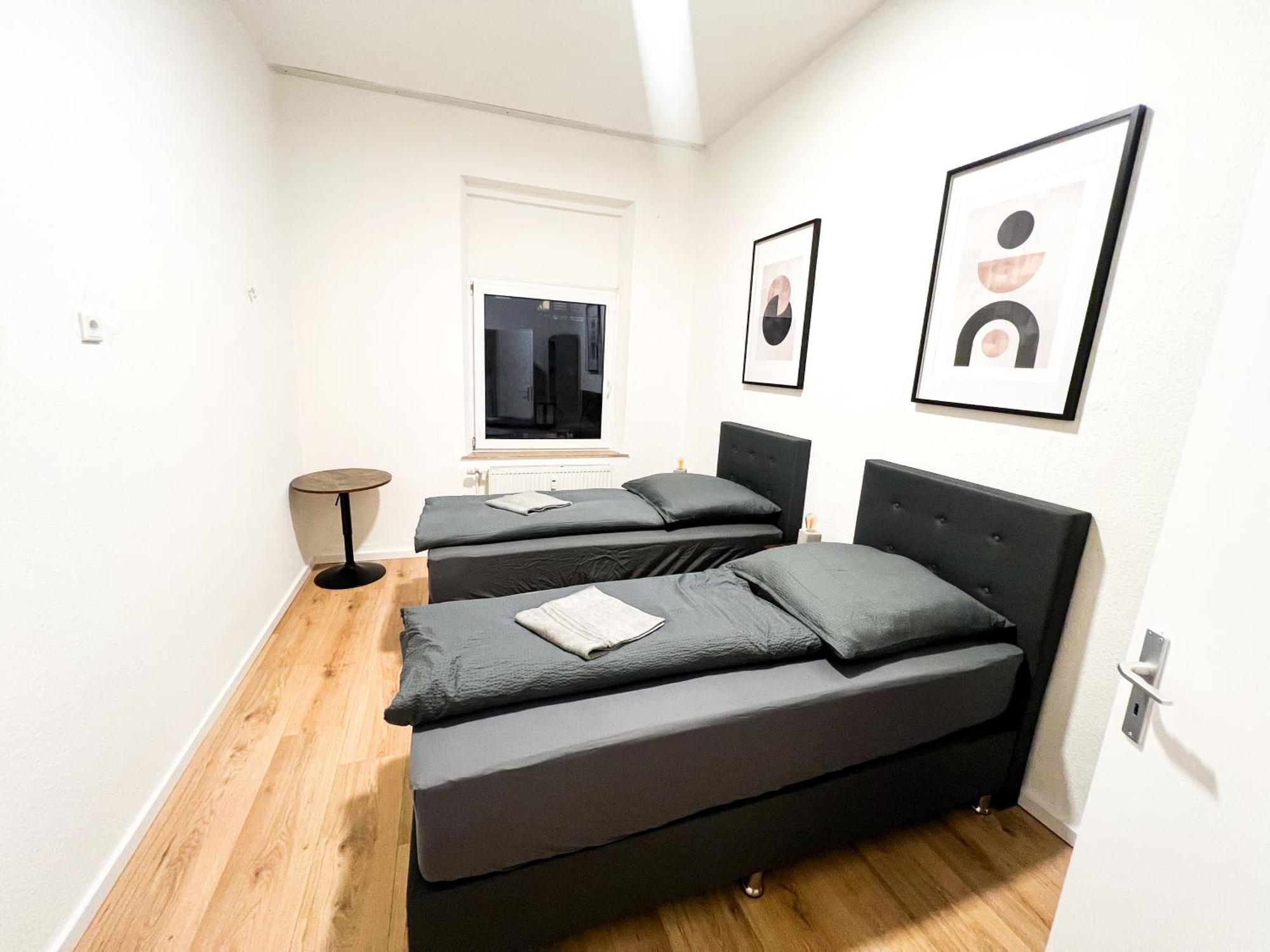 Krefeld House - 20 Min To Dus Airport & Messe Appartement Buitenkant foto