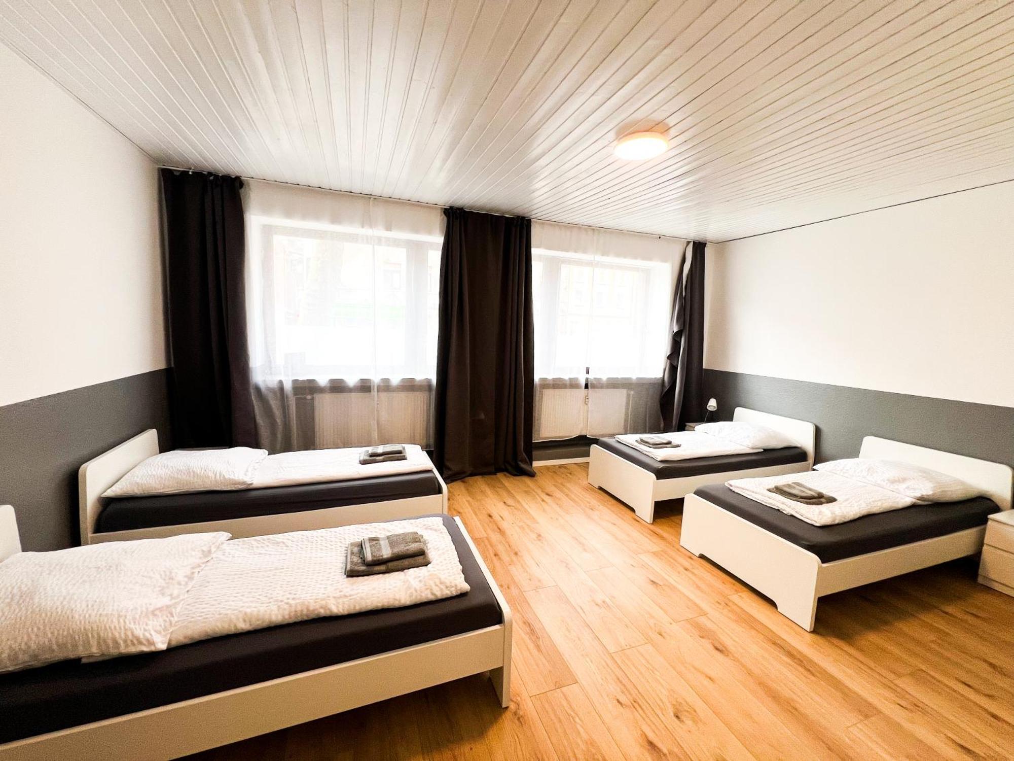 Krefeld House - 20 Min To Dus Airport & Messe Appartement Buitenkant foto